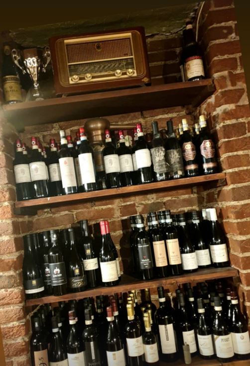 INTERNO OSTERIA_vini